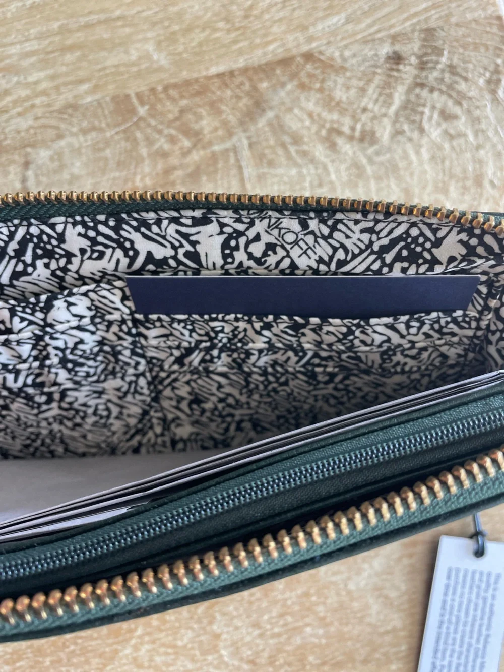 NWT Rebecca Minkoff Pricilla Pouch Wallet. Hunter Green.